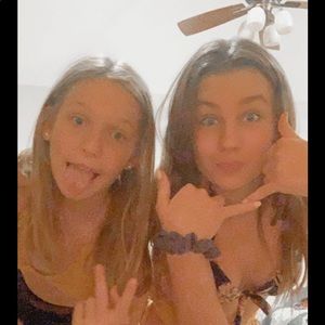 Meet your Posher, Ava